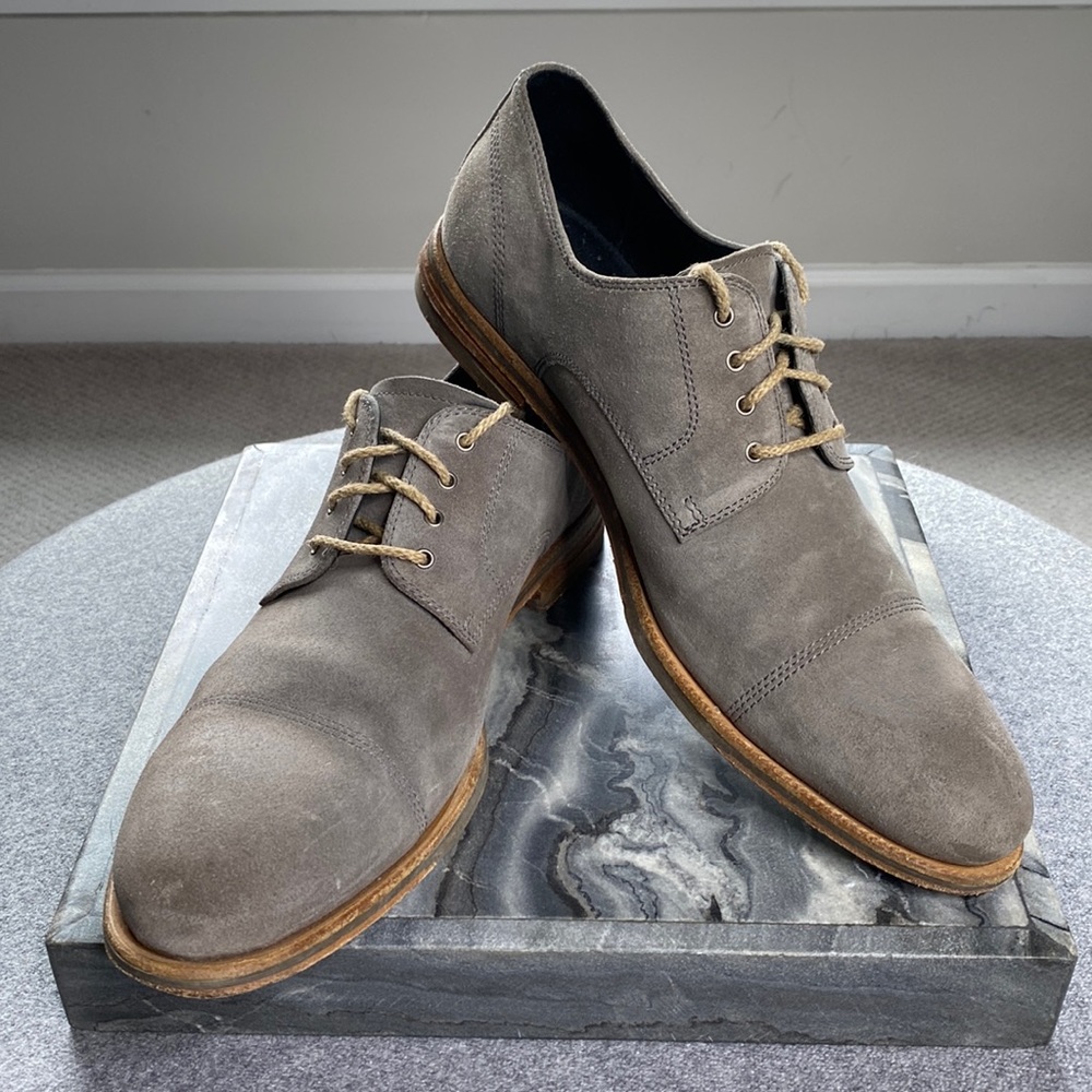 Vintage Kenneth Cole Suede lace ups w/ rope laces & cap toe stitch detail sz 9.5